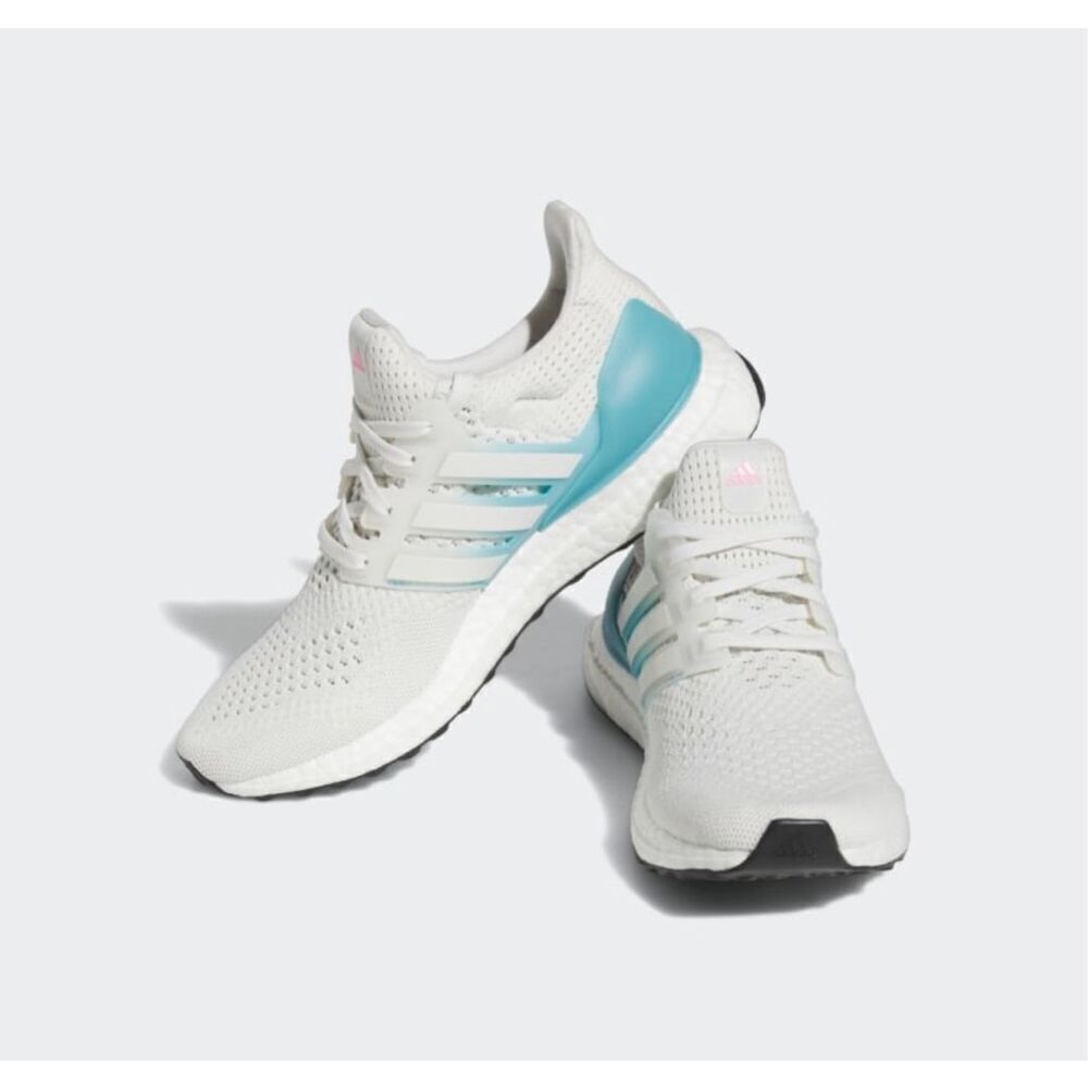 New in box adidas ultraboost 1.0 size 7.5 tennis shoes blue and white